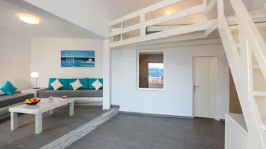 Apanemo Hotel and Suites