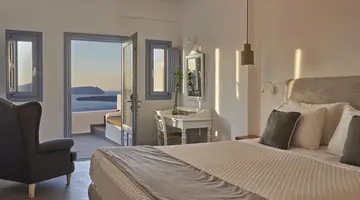 Apanemo Hotel and Suites