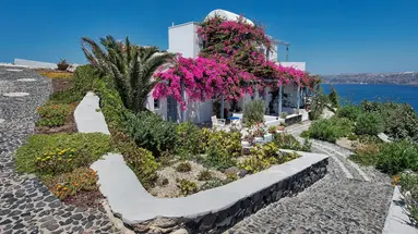 Apanemo Hotel and Suites