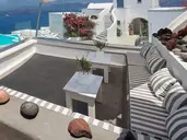 Apanemo Hotel and Suites