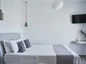 Apanemo Hotel and Suites