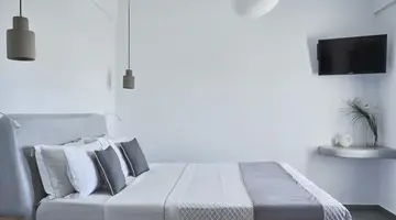 Apanemo Hotel and Suites