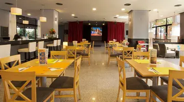 Apartahotel Fuengirola Beach