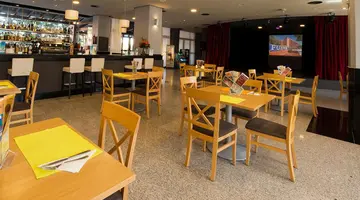 Apartahotel Fuengirola Beach