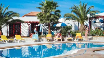 Apartamentos Castillo Beach