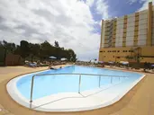 Apartamentos Corona Roja