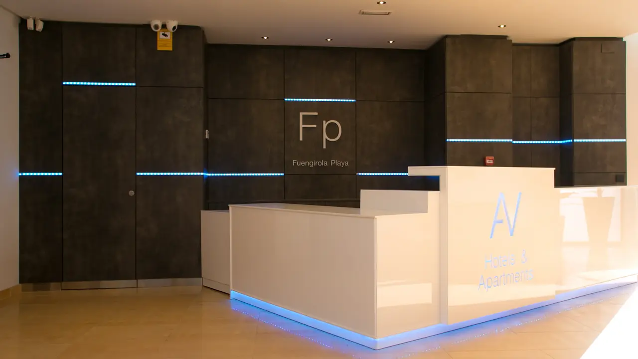 APARTAMENTOS FUENGIROLA PLAYA