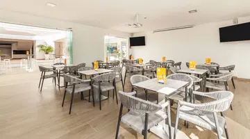 Apartamentos Globales Lord Nelson