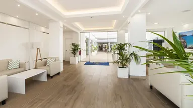 Apartamentos Globales Lord Nelson