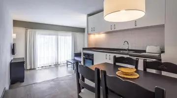 Apartamentos HG Cristian Sur