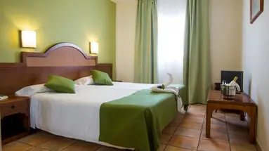 Apartamentos La Caleta