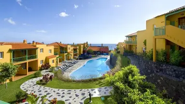 Apartamentos La Caleta