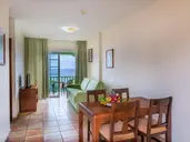 Apartamentos La Caleta