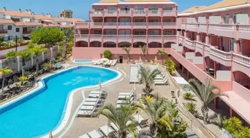 Apartamentos Marola Park