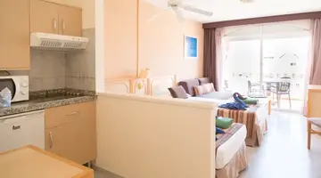 Apartamentos Marola Park