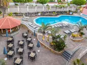 Apartamentos Marola Park