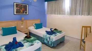 Apartamentos Marola Park