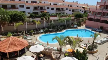 Apartamentos Marola Park
