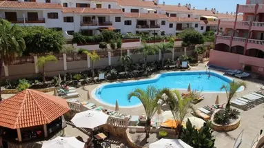 Apartamentos Marola Park
