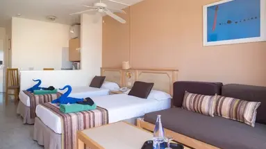 Apartamentos Marola Park