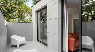 Apartamentos Monumental Plaza by Petit Hotels
