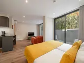 Apartamentos Monumental Plaza by Petit Hotels