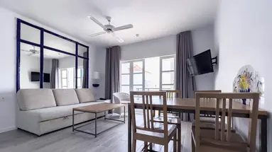 APARTAMENTOS PARQUE DEL SOL