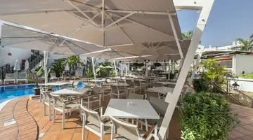 APARTAMENTOS PARQUE DEL SOL