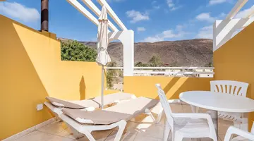 Apartamentos Punta Marina by LIVVO