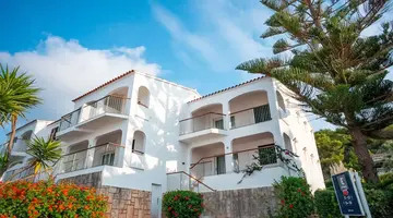 Apartamentos Seth Mestral y Llebeig