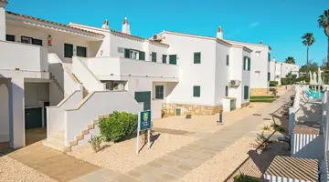 Apartamentos Seth Mestral y Llebeig