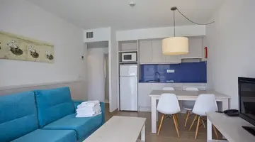 Apartamentos Seth Mestral y Llebeig
