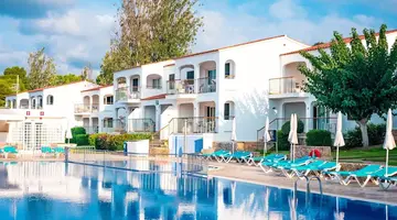 Apartamentos Seth Mestral y Llebeig