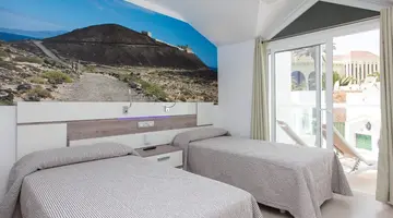 Apartamentos TAO Caleta Playa