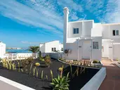 Apartamentos TAO Caleta Playa