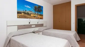 Apartamentos TAO Caleta Playa