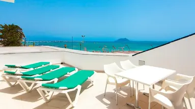 Apartamentos TAO Caleta Playa