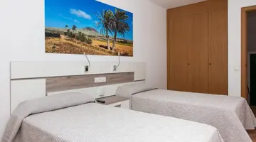 Apartamentos TAO Caleta Playa