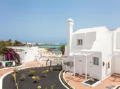 Apartamentos TAO Caleta Playa