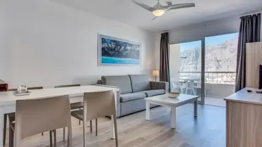 Apartamentos Vigilia Park
