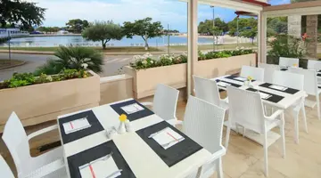 APARTAMENTY AMFORA PLAVA LAGUNA****