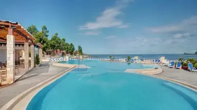 APARTAMENTY AMFORA PLAVA LAGUNA****