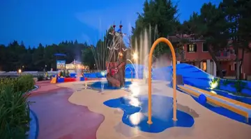 APARTAMENTY AMFORA PLAVA LAGUNA****