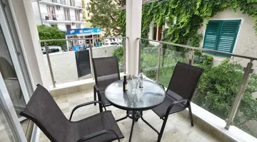 Apartamenty Palace Budva
