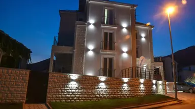 Apartamenty Palace Budva