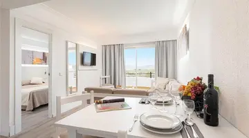 APARTHOTEL ALCUDIA BEACH