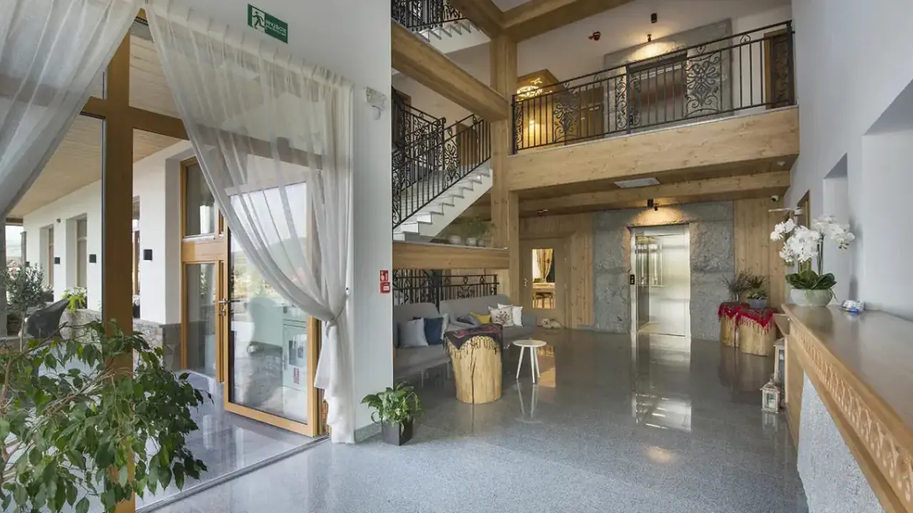 Aparthotel Askana