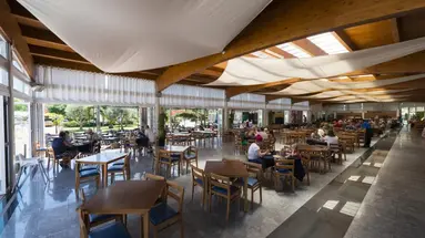Aparthotel Ciudad Laurel