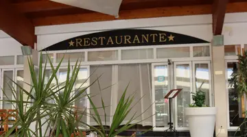 APARTHOTEL CIUDAD LAUREL
