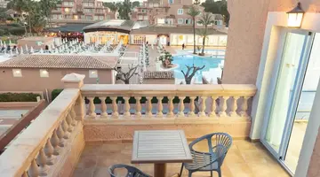 Aparthotel Ciudad Laurel